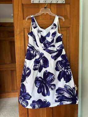 Jones Wear White Midi Dress with Navy Floral Brushstrokes